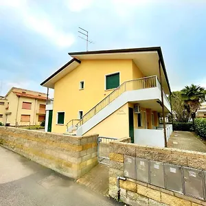 villa-daniela-carraro-immobiliare.hotelslidodijesolo.com/